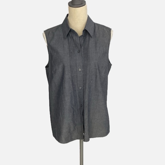 Eddie Bauer Women’s Cotton Sleeveless Button Down Blouse Top Large Chambray - Picture 8 of 8